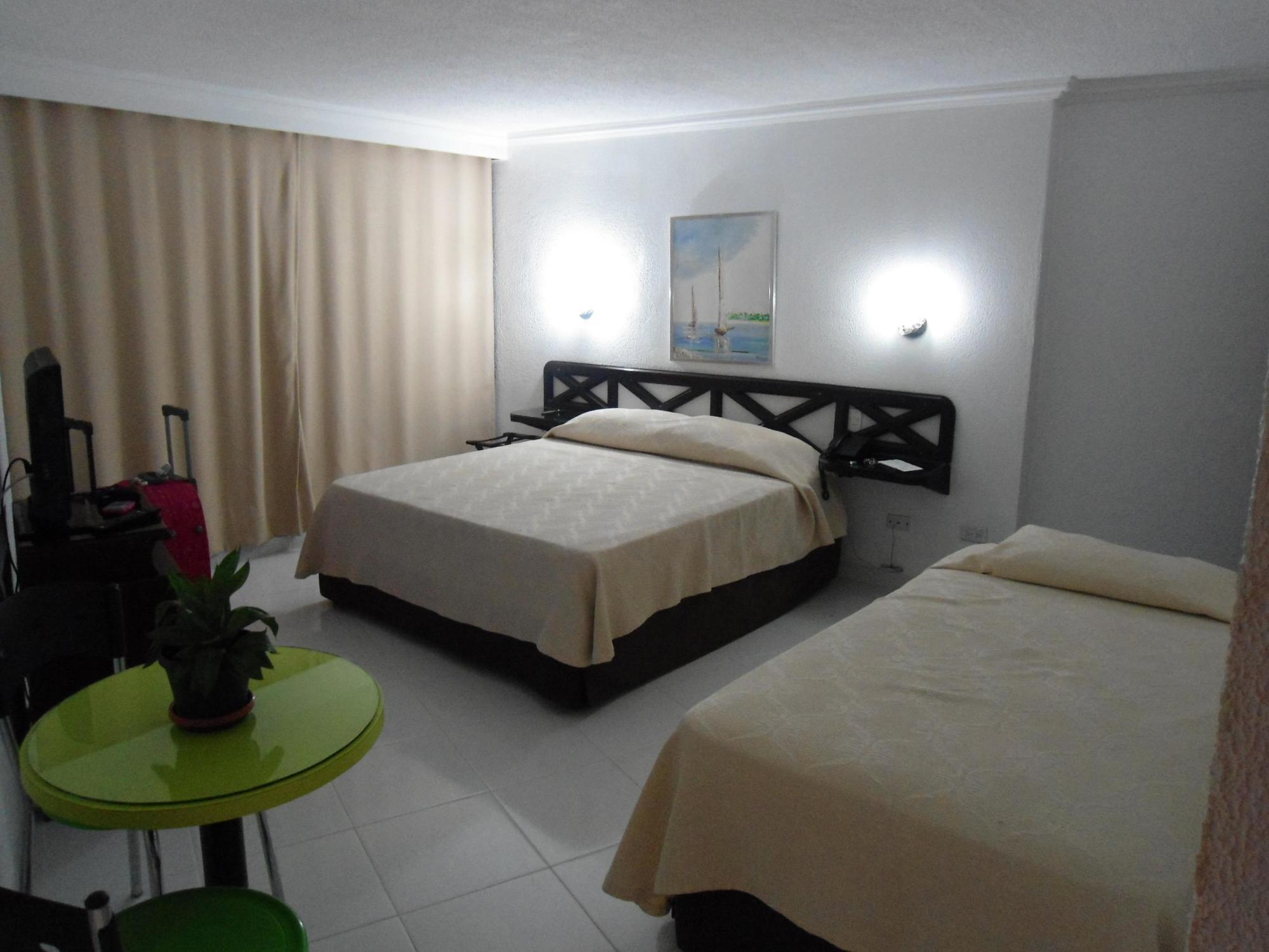 Calypso Beach Hotel San Andrés Buitenkant foto